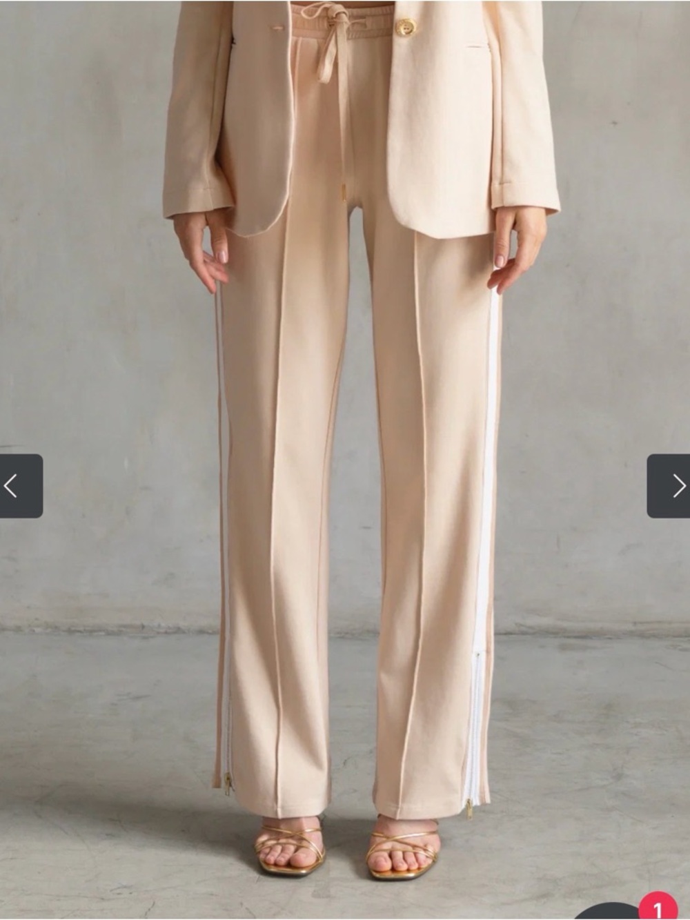 Care Tucker Jordan Interlock Creme Pants w/ White Side Stripe & gold zippers NWT